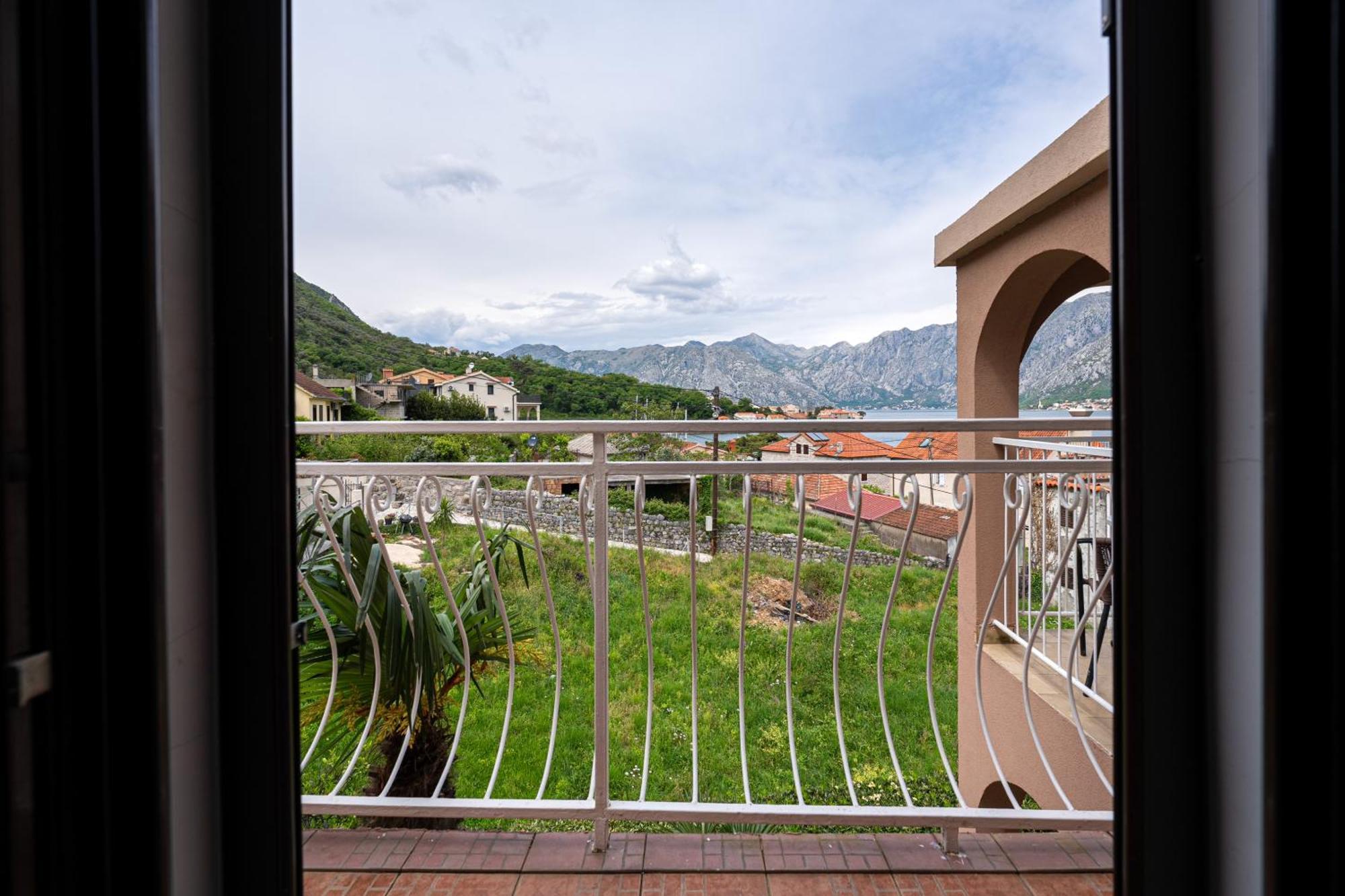 Hotel Bokeljski Dvori Kotor Kamer foto