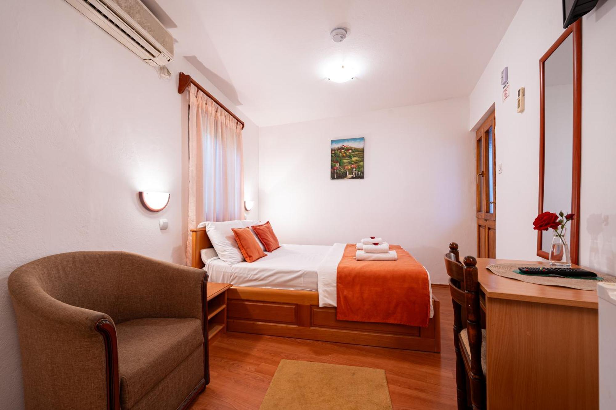 Hotel Bokeljski Dvori Kotor Kamer foto