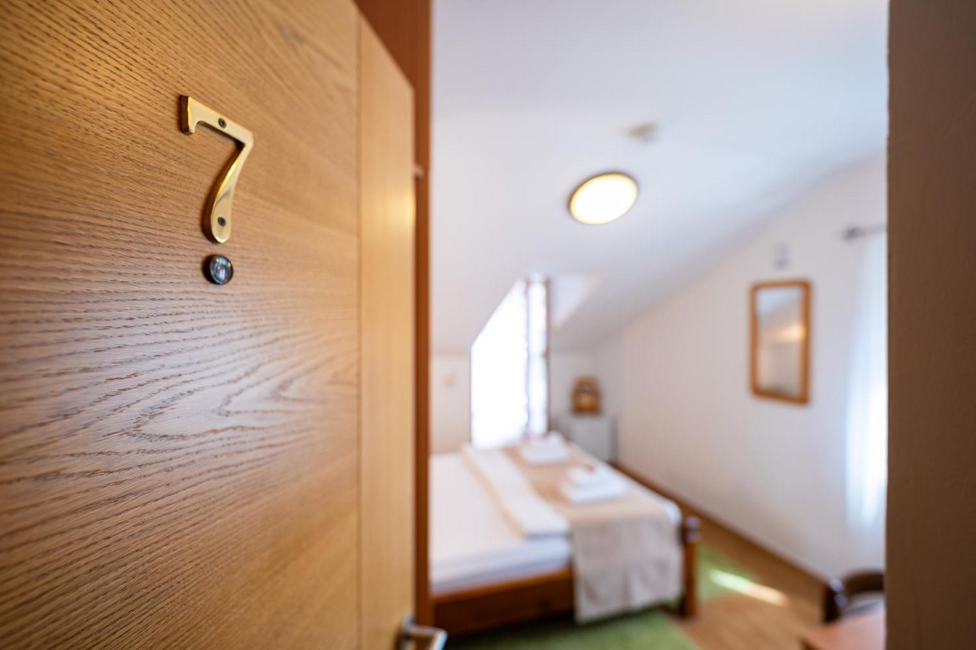 Hotel Bokeljski Dvori Kotor Kamer foto